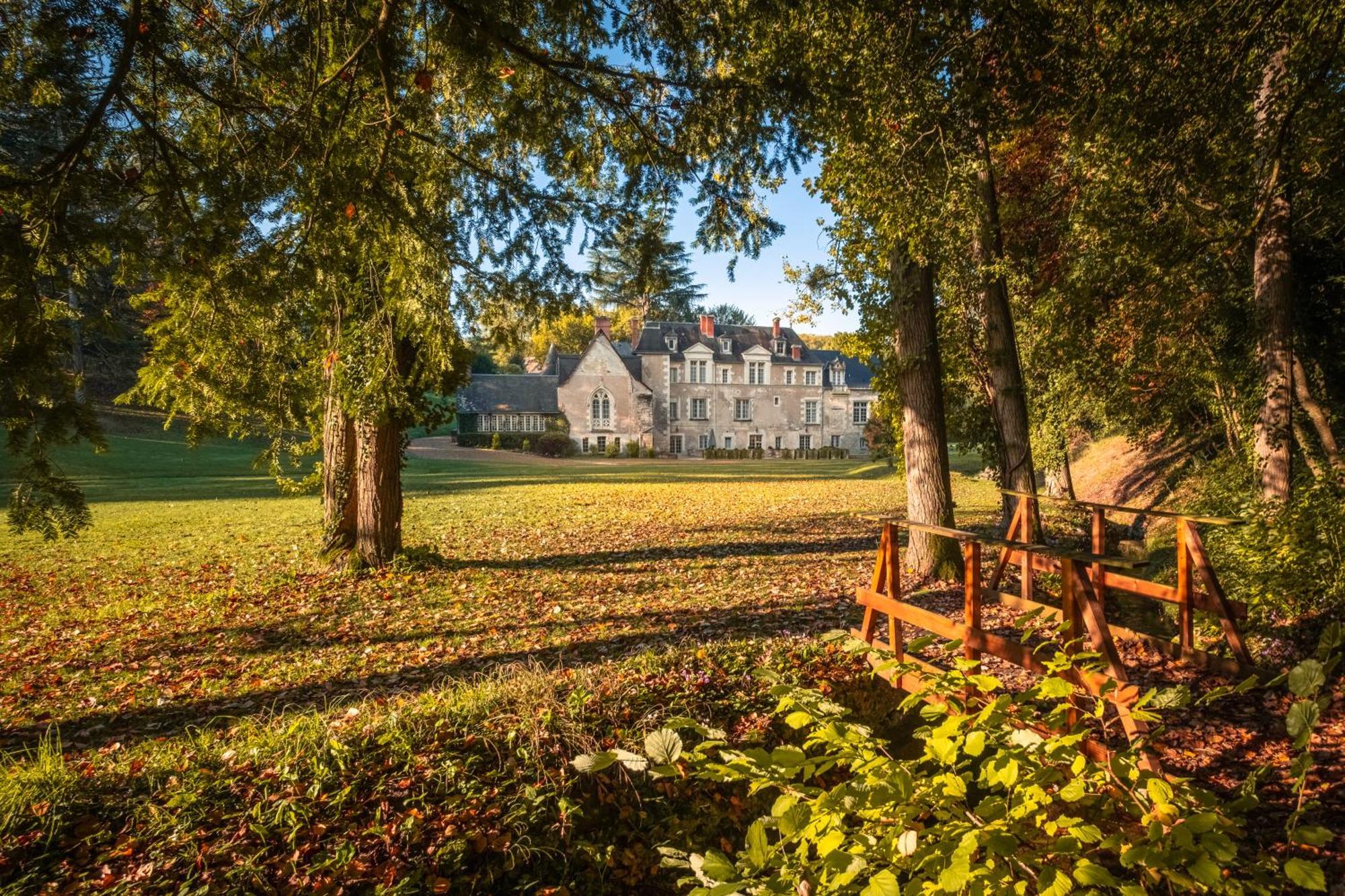Domaine De La Commanderie De Ballan Екстериор снимка